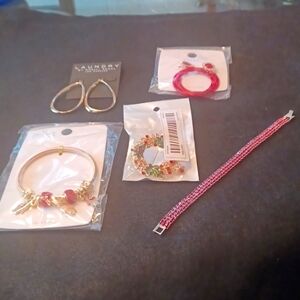 5 PC Festive Red and Goldtone Jewelry Set
